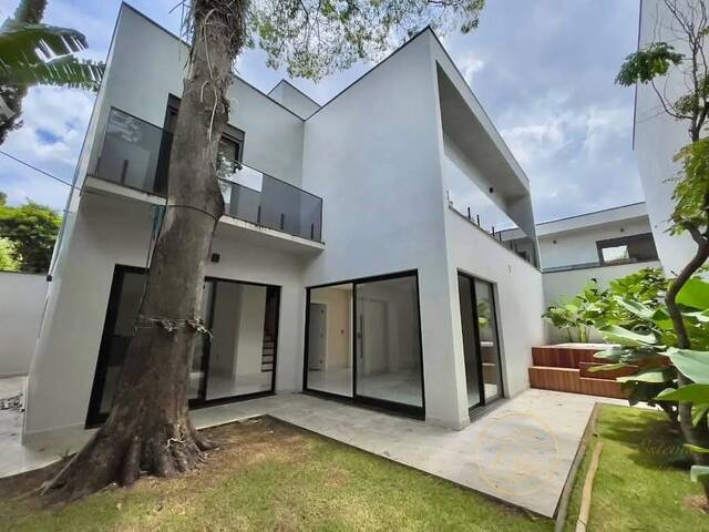 #122 - Casa para Venda em São Paulo - SP - 2