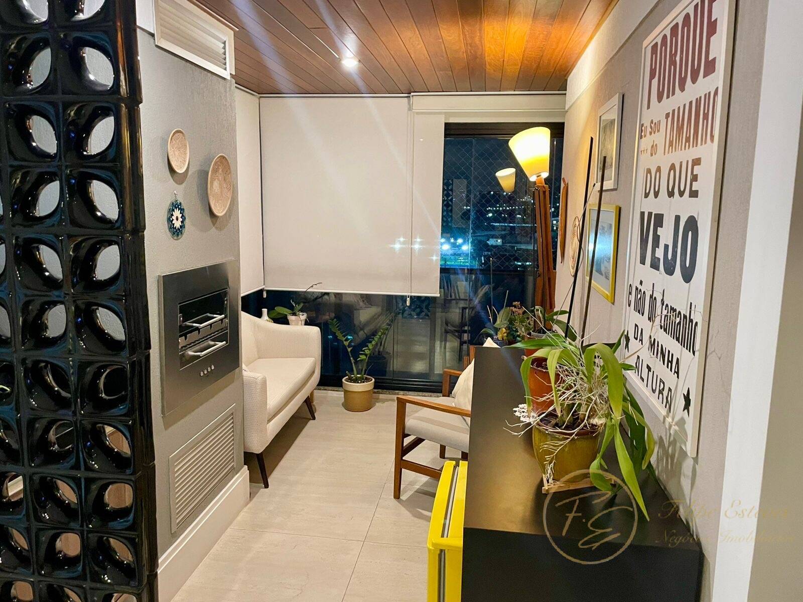 Apartamento à venda com 3 quartos, 82m² - Foto 1