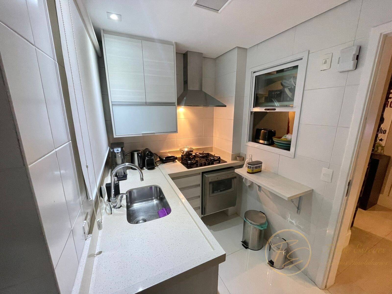 Apartamento à venda com 3 quartos, 82m² - Foto 4
