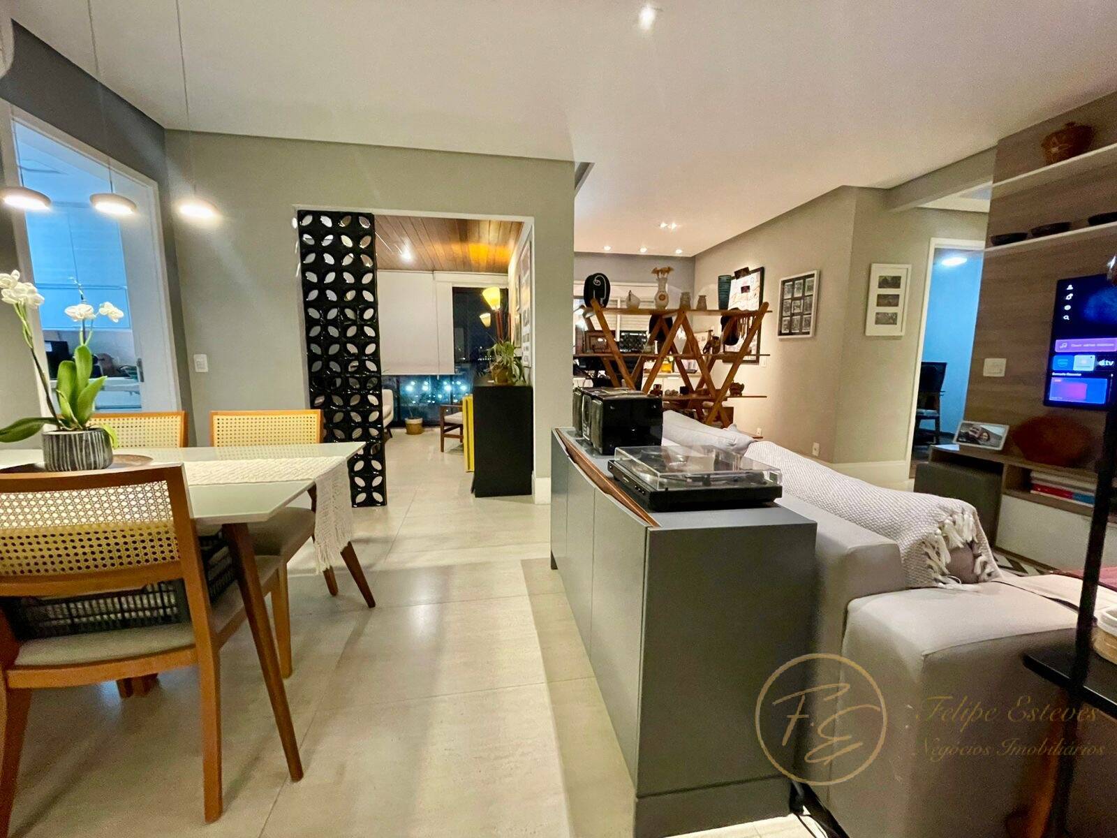 Apartamento à venda com 3 quartos, 82m² - Foto 20