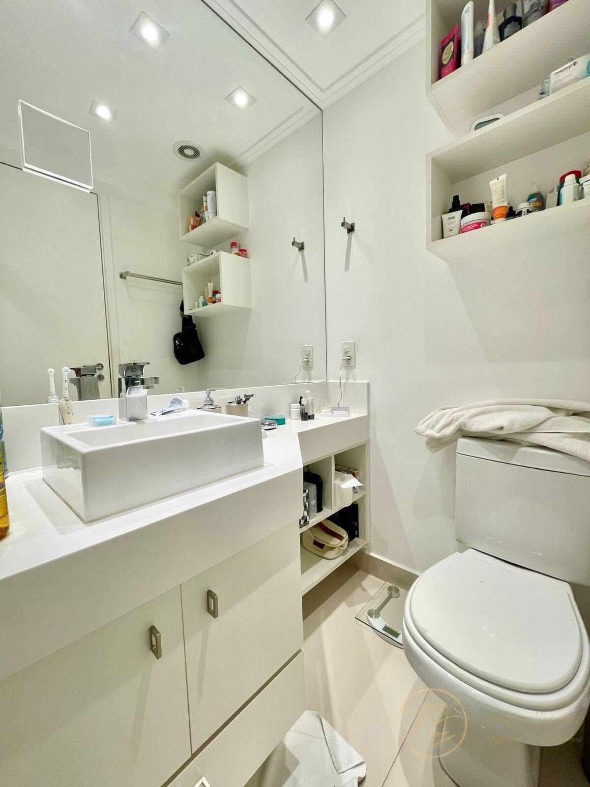 Apartamento à venda com 3 quartos, 82m² - Foto 35